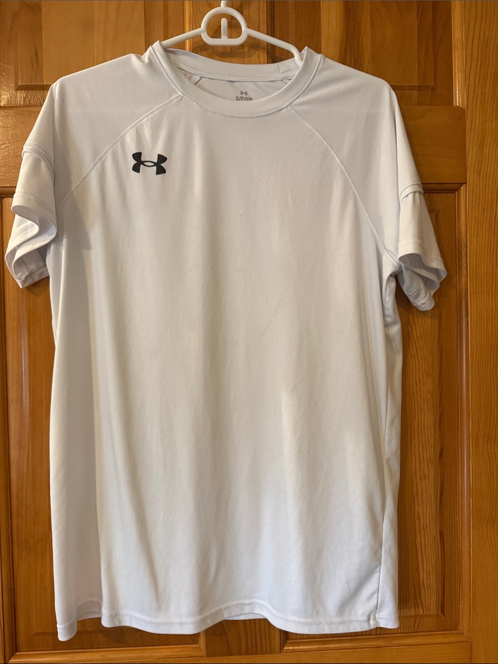 Under Armour White Short Sleeve Athletic Tee with Black Logo
